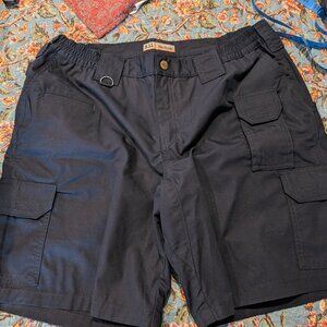 WOMEN'S TACLITE® PRO 9" RIPSTOP SHORT Size 14 Navy - new never worn - no tags